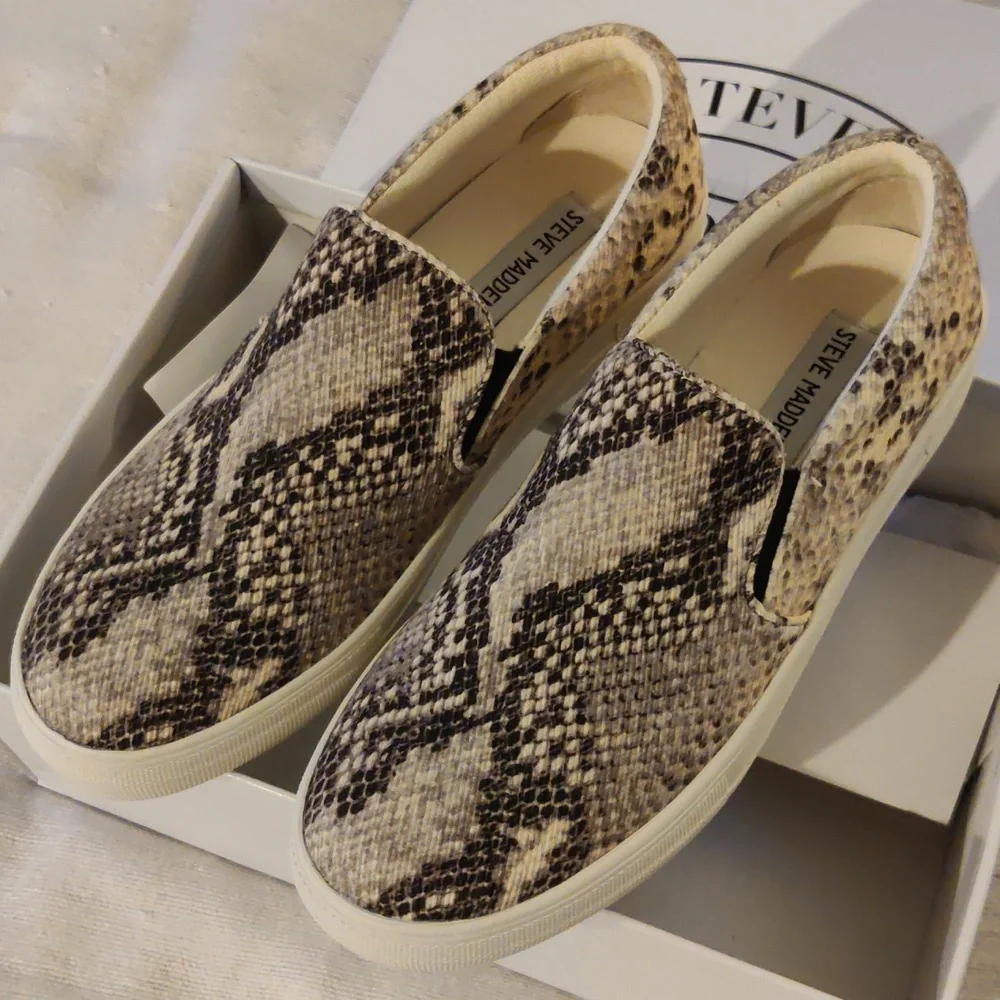NEW Steve Madden Loafers Gills-C Snake Size 8 - Picture 1 of 6